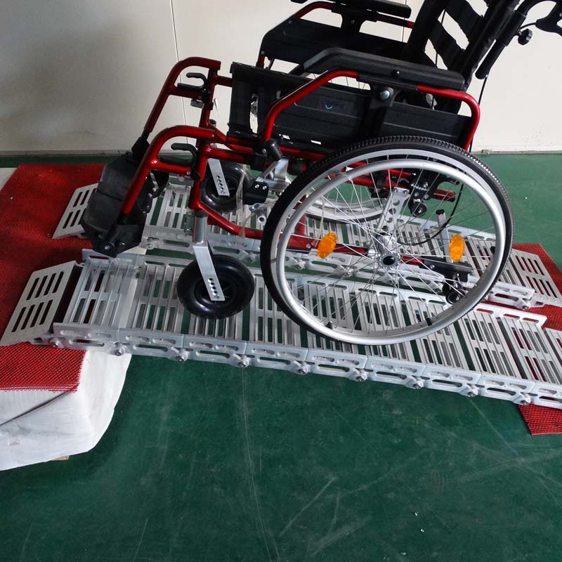 장애인용 알루미늄 이동식 조절식 경사로 휠체어
